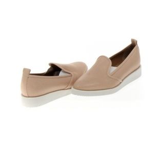 Everlane Nude street Loafer